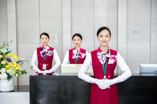 深圳保利物業(yè) 榮獲“2019物業(yè)服務(wù)企業(yè)綜合實力500強”，書寫物業(yè)管理新篇章